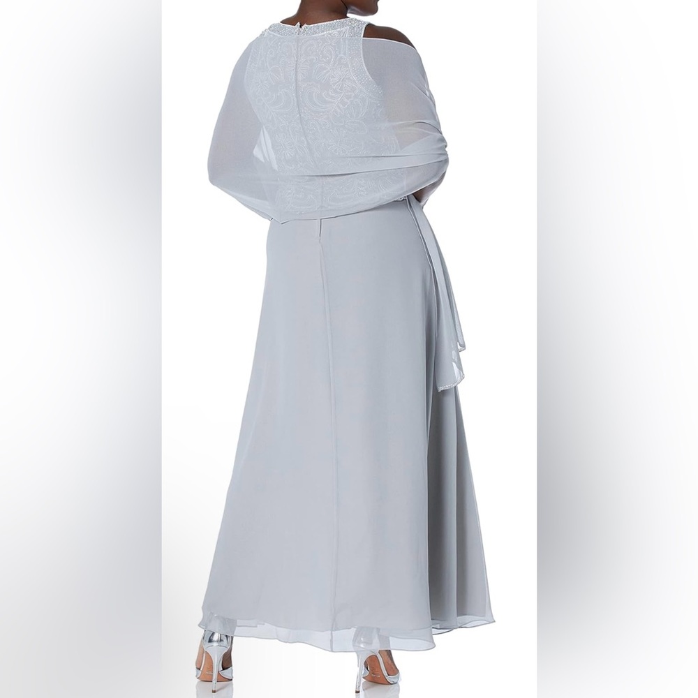 Chic Sleeveless Gray Maxi Dress - Picture 9 of 14